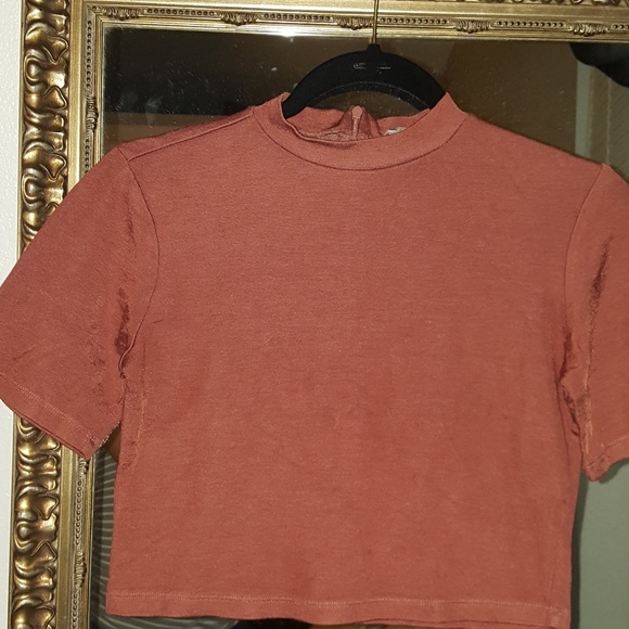 F21 Top - Picture 1 of 4